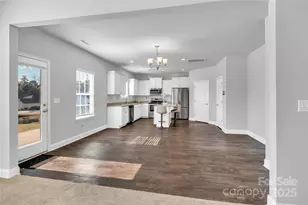 705 Centennial St, Gastonia, NC 28056 - Photo 13