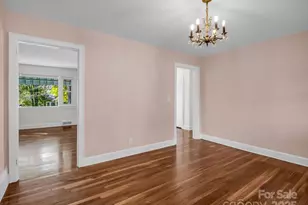 1618 Kensington Rd, Hendersonville, NC 28791 - Photo 9