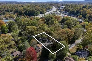 1618 Kensington Rd, Hendersonville, NC 28791 - Photo 45