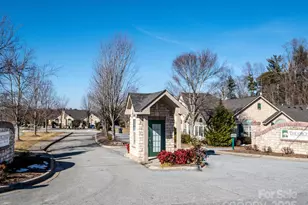 44 Braeburn Way, Flat Rock, NC 28731 - Photo 35