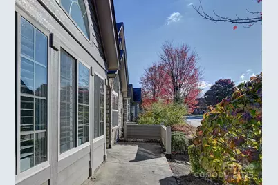 44 Braeburn Way, Flat Rock, NC 28731 - Photo 31