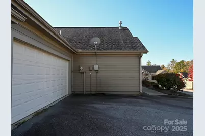 44 Braeburn Way, Flat Rock, NC 28731 - Photo 29