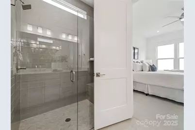 4150 Eastover Glen #323, Charlotte, NC 28269 - Photo 9