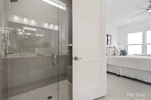 4150 Eastover Glen, Charlotte, NC 28269 - Photo 9