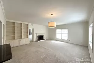 1016 Queens Rd, Charlotte, NC 28207 - Photo 9