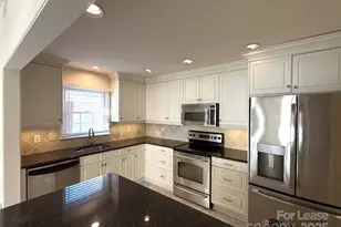 1016 Queens Rd, Charlotte, NC 28207 - Photo 3