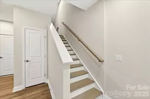 921 Archway Ln, Charlotte, NC 28217 - Photo 5