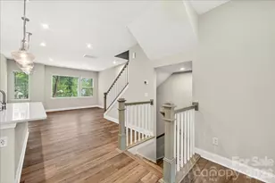 921 Archway Ln, Charlotte, NC 28217 - Photo 9