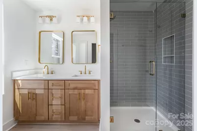 606 6th Street Court NW, Conover, NC 28613 - Photo 9