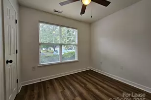 2039 Shady Pond Dr, Lake Wylie, SC 29710 - Photo 7