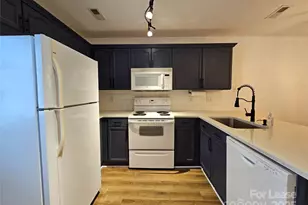 2039 Shady Pond Dr, Lake Wylie, SC 29710 - Photo 5