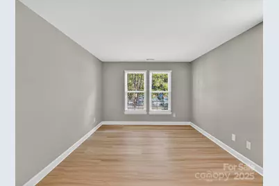 20115 Henderson Road #D, Cornelius, NC 28031 - Photo 17