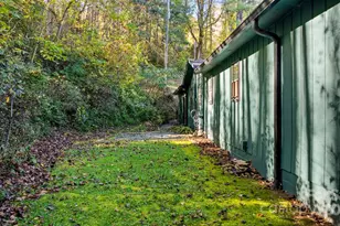 621 Kitchens Branch Rd, Sylva, NC 28779 - Photo 27