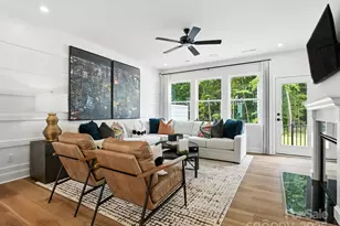 8040 Cedarsmith Ct, Charlotte, NC 28217 - Photo 9