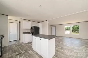 436 Taylorsville Mfg Rd, Taylorsville, NC 28681 - Photo 3