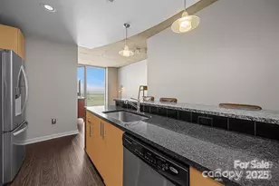 210 N Church St, Charlotte, NC 28202 - Photo 15