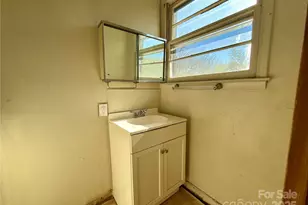 658 Emma Rd, Asheville, NC 28806 - Photo 17