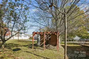 9801 Packard St, Pineville, NC 28134 - Photo 29