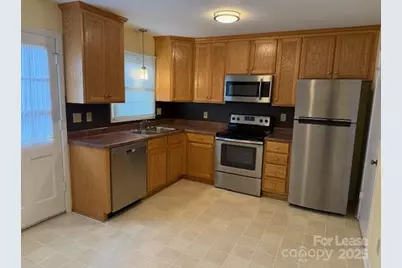 627 Cherry Street #F, Statesville, NC 28677 - Photo 5