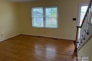 627 Cherry St, Statesville, NC 28677 - Photo 3