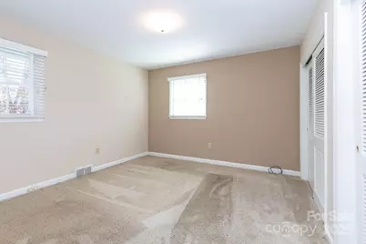 66 Gibson Road, Asheville, NC 28804 - Photo 9