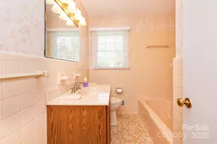 66 Gibson Rd, Asheville, NC 28804 - Photo 15