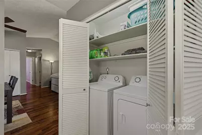 489 14th Avenue Drive NE, Hickory, NC 28601 - Photo 21