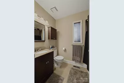 489 14th Avenue Drive NE, Hickory, NC 28601 - Photo 23