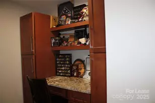 18749 Vineyard Point Ln, Cornelius, NC 28031 - Photo 11