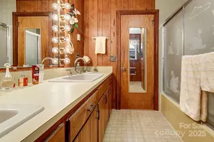 44 Tuttle Rd, Hendersonville, NC 28792 - Photo 21