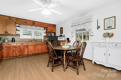 44 Tuttle Road, Hendersonville, NC 28792 - Photo 17