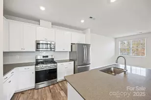 5038 Moss Pne Wy, Fort Mill, SC 29708 - Photo 9