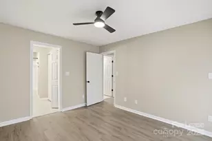 2500 Cranbrook Ln, Charlotte, NC 28207 - Photo 19