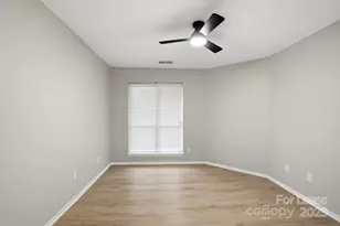 2500 Cranbrook Ln, Charlotte, NC 28207 - Photo 25