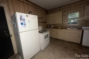 211 Luckadoo Rd, Bostic, NC 28018 - Photo 43