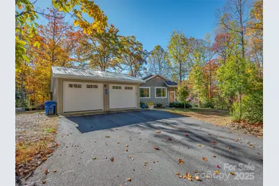 189 Friendly Circle, Saluda, NC 28773 - Photo 3