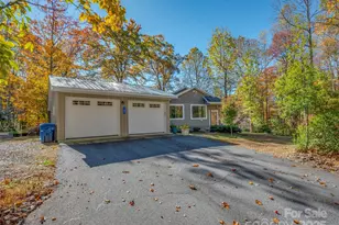 189 Friendly Cir, Saluda, NC 28773 - Photo 3