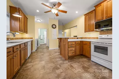 189 Friendly Circle, Saluda, NC 28773 - Photo 11