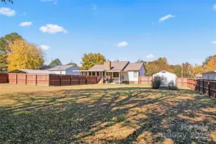 304 Autumn Dr, Harrisburg, NC 28075 - Photo 7