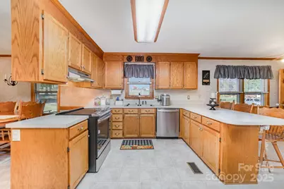 2595 Shamrock Road, Harrisburg, NC 28075 - Photo 9