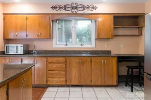 412 W Browning Rd, Hendersonville, NC 28791 - Photo 23