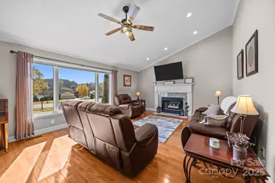 110 Captains Way, Troutman, NC 28166 - Photo 5