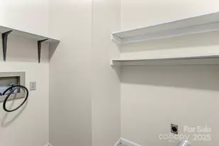 331 Meadowbrook Rd, Charlotte, NC 28211 - Photo 21