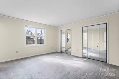 331 Meadowbrook Road, Charlotte, NC 28211 - Photo 13