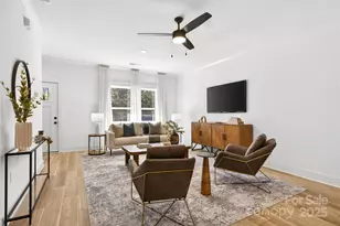 4207 Eagle Chase Dr, Charlotte, NC 28216 - Photo 5