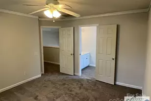 6329 Elderslie Dr, Charlotte, NC 28269 - Photo 17