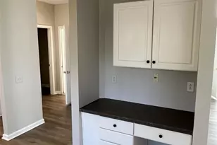 6329 Elderslie Dr, Charlotte, NC 28269 - Photo 9