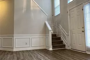 6329 Elderslie Dr, Charlotte, NC 28269 - Photo 3