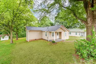 681 Hiddenite Church Rd, Hiddenite, NC 28636 - Photo 3