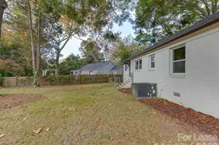 2721 Mayflower Rd, Charlotte, NC 28208 - Photo 35